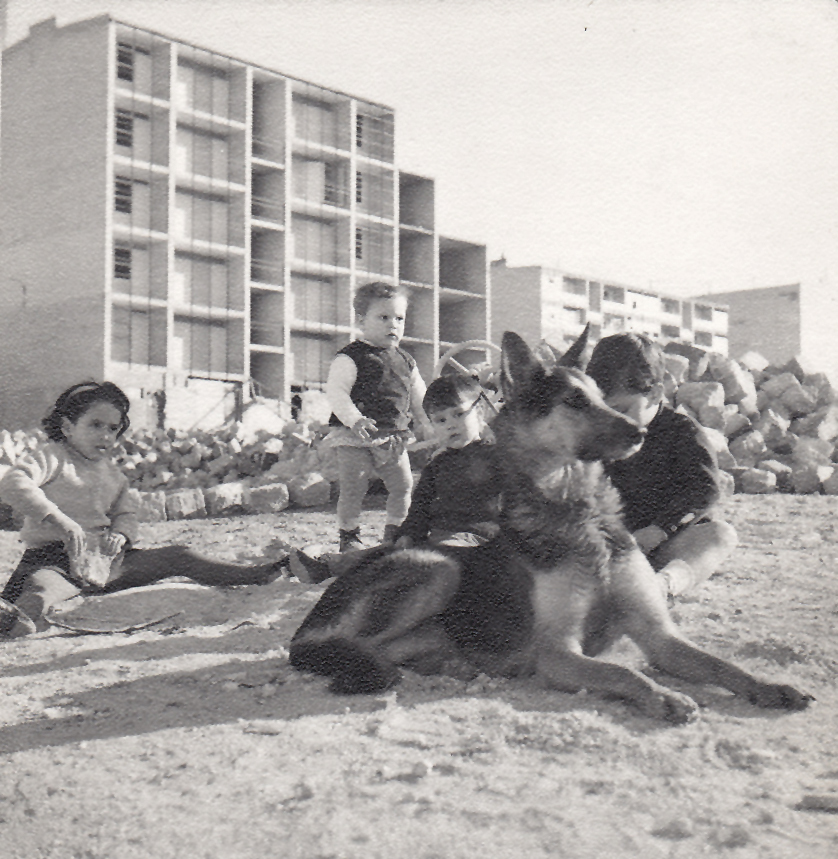 Niños en el Poblado Dirigido de Fuencarral