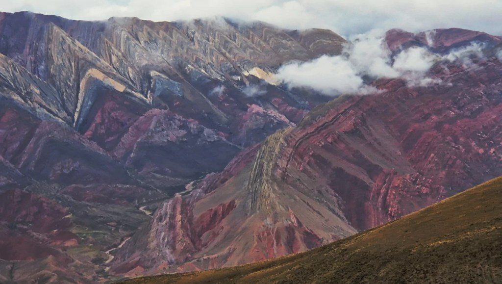 Cerro de los 14 Colores Detalle