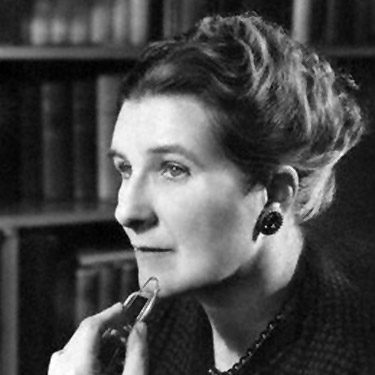 Retrato fotográfico de Stella Gibbons